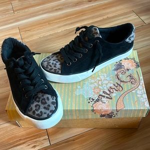 Black and gray leopard sneakers